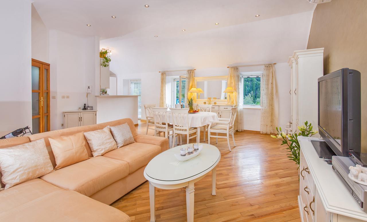 Villa Sweet Home Mokosica Bagian luar foto